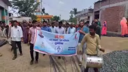 मनोहरथाना: गोरियाखेड़ा में वंदे गंगाजल जन अभियान के अंतर्गत आयोजित किया गया ब्लॉक स्तरीय कार्यक्रम
