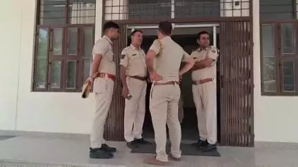 चूरू: झारिया मोरी के पास 17 वर्षीय नाबालिग के साथ मारपीट कर रुपए छीनने का आरोप, पीड़ित के चाचा ने दर्ज करवाया नामजद मुकदमा