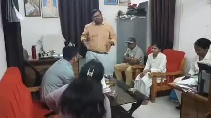 अमानगंज: लक्ष्य कार्यक्रम के तहत राज्य सलाहकार ने टीम भोपाल के साथ अमानगंज स्वास्थ्य केंद्र का किया निरीक्षण
