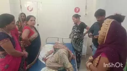 उन्नाव: भारत खेड़ा गांव में खेत में बकरी जाने को लेकर हुआ विवाद, पड़ोसी ने महिला को कुल्हाड़ी से हमला कर किया घायल