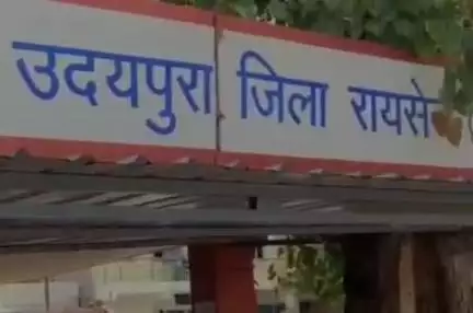 उदयपुरा: उदयपुरा में विश्व पर्यावरण दिवस पर समाजसेवियों ने मुफ्त फल वितरण व पौधारोपण कर दिया संदेश