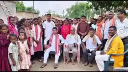 କେନ୍ଦୁଝର ସହର: ବାଘବସା ଗ୍ରାମରେ ଥିବା ବିଭିନ୍ନ ମୌଳିକ ସମସ୍ୟାକୁ ଗ୍ରାମବାସୀଙ୍କ ଠାରୁ ବୁଝିଥିଲେ ବିଧାୟକ