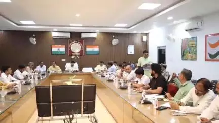 सहारनपुर: कलेक्ट्रेट सभागार में योग सप्ताह मनाए जाने की तैयारियों के संबंध में हुई बैठक, दिए गए आवश्यक दिशा-निर्देश
