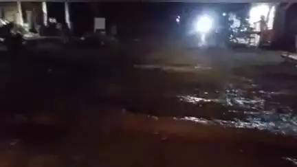 বরাবাজার: অল্প বৃষ্টিতে বেহাল দশা বরাবাজার ফুলবাড়ী পাহাড়ি সংলগ্ন এলাকায়, শীঘ্রই মেরামত হবে জানালেন তৃণমূল শ্রমিক নেতা