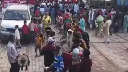 पांवटा साहिब: पावंटा साहिब के भेला से चूड़धार के लिए यात्रा रवाना, कई भक्त हुए शामिल
