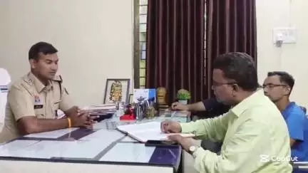 बालोद: 7 जून को मनाई जाएगी ईद उल-फितर, तैयारियां पूरी, मुस्लिम समाज और बालोद के टीआई पांडेय ने थाने में की बैठक