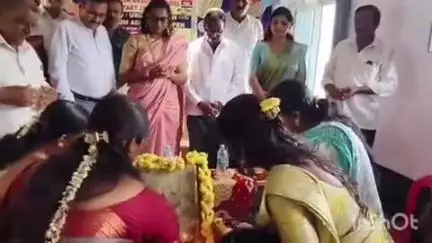 ಮೂಡಿಗೆರೆ: ಶಿಕ್ಷಣದ ಮಹತ್ವ ಪ್ರತಿಯೊಬ್ಬರೂ ಅರಿತುಕೊಳ್ಳಬೇಕು: ಮುಗುಳುವಳ್ಳಿಯಲ್ಲಿ‌ ಶಾಸಕಿ ನಯನಾ