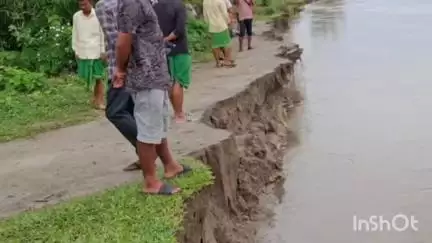 ধেমাজি: গৰাখহনীয়াৰ কবলত জোনাইৰ কেইবাখনো গাঁৱৰ ৰাইজ, সমাধানৰ দাবী ৰাইজৰ #jansamasya