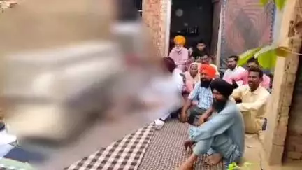 ਬਰਨਾਲਾ: ਬੀਤੇ ਦਿਨੀਂ ਇੱਕ ਵਿਅਕਤੀ ਦੀ ਐਕਸੀਡੈਂਟ 'ਚ ਹੋਈ ਮੌਤ ਮਗਰੋਂ ਪੁਲਿਸ ਵੱਲੋਂ ਮਾਮਲਾ ਦਰਜ ਕਰਨ ਤੋਂ ਬਾਅਦ ਚਾਰ ਦਿਨਾਂ ਬਾਅਦ ਕੀਤਾ ਸਸਕਾਰ ਕੀਤਾ