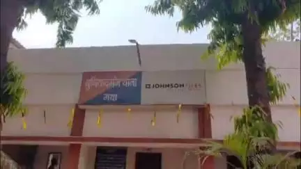 मानपुर: बुनियादगंज पुलिस ने 15 लीटर देसी शराब के साथ दो धंधेबाजों को किया गिरफ्तार