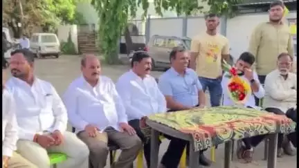 नगर: सावीडी उपनगर भाजपा तर्फे शहराध्यक्ष अनिल मोहिते यांचा गौरव