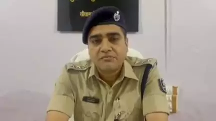 डुमरा: सीतामढ़ी में चॉकलेट चोरी के आरोप में 5 बच्चों को नंगा कर सजा देने वाले दुकानदार सहित तीन गिरफ्तार