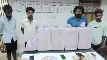 ସମ୍ବଲପୁର ମ୍ୟୁନିସିପାଲଟି: ରେମେଡ ଅଞ୍ଚଳରେ ବେଆଇନ ଭାବରେ ନିଶା କଫ ସିରପ କାରବାର ଘଟଣାରେ ୪ ଜଣଙ୍କୁ ଗିରଫ କଲା ପୋଲିସ