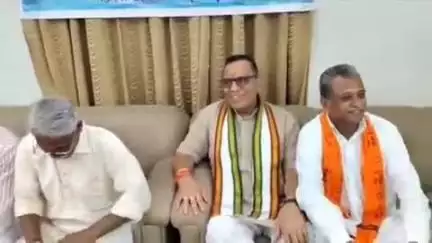 डूंगरपुर: डूंगरपुर के प्रभारी मंत्री बाबूलाल खराड़ी ने मीडिया से बातचीत में वंदे गंगा जल संरक्षण अभियान की दी जानकारी