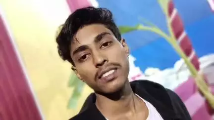 তেহট্ট ২: দুদিন হতে চললেও এখনো পর্যন্ত খোঁজ মিলল গঙ্গা স্নানে নেমে নিখোঁজ পলাশীপাড়ার যুবকের