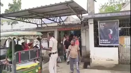 মন্তেশ্বর: মালডাঙ্গায় চার চাকা গাড়ির সাথে মোটরসাইকেলের সংঘর্ষে আহত ৪