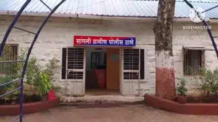 मिरज: मौजे डिग्रजमध्ये वादावादीत तरुणावर कोयत्याने हल्ला; दोघांच्या वर सांगली ग्रामीण पोलीस ठाण्यात गुन्हा दाखल