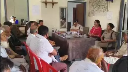 धनोरा: छपारा थाना में शांति समिति की बैठक संपन्न हुई