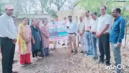 राघोगढ़: गुना जिले के सभी स्वास्थ्य संस्थानों में स्वास्थ्य विभाग ने विश्व पर्यावरण दिवस मनाया, पौधारोपण किया