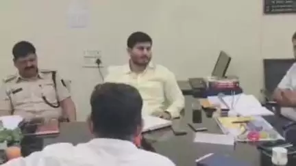 बारसोई: अनुमंडल पदाधिकारी के कार्यालय में शांति समिति की हुई बैठक, डीएसपी समेत अन्य अधिकारी रहे मौजूद