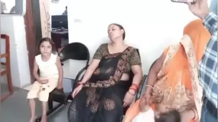 जबलपुर: एसआई फूफा ने महिला की पिटाई की, महिला पहुंची एसपी कार्यालय