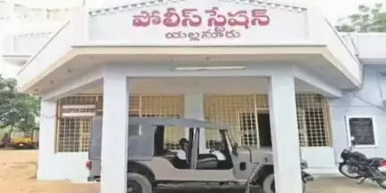 తాడిపత్రి: ఉద్యోగం ఇప్పిస్తానని ఎల్లనూరుకు చెందిన ఓ వ్యక్తి నుంచి 10 లక్షలు తీసుకున్న నిందితుడు, బాధితుడు ఫిర్యాదుతో  కేసు నమోదు