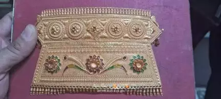 कोई भाई ने बैंक से गोल्ड लोन लिया है और अब बैंक आप का सोना बेच रही है और आप छुङा नही सकतै तो संपर्क करे आज ही 8104928716