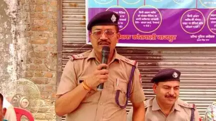 साइबर क्राइम और नसेसे बचने के लिए जनहित में दिया संदेश थाना प्रशासन बाजपुर उत्तराखंड...