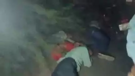 महाराजगंज: शेखपुर समोधा छोटी नहरिया के पास दो बाइकों की आमने-सामने भिड़ंत में छह लोग घायल, दो मौके से फरार, 4 का किया गया इलाज
