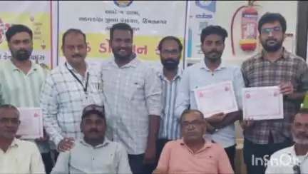 ઇડર: ઇડરના કડિયાદરા ખાતે  યોજાયેલ રક્તદાન કેમ્પમાં 43 યુનિટ રકત  એકત્રિત કરાયું