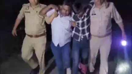 नवाबगंज: वेयरहाउस में चोरी के मामले में माती पुल सैहारा रोड के पास पुलिस मुठभेड़ में वांछित अभियुक्त हुआ गिरफ्तार