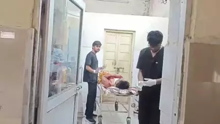 पुजारी पर हिस्ट्रीशीटर ने किया जानलेवा पुजारी गंभीर रूप से घायल कोटा के जिला अस्पताल में भर्ती उपचार जारी