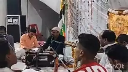 होशंगाबाद नगर: नर्मदापुरम सांसद दर्शन सिंह चौधरी के निवास पर जारी है 24 घंटे से अखंड रामायण पाठ का कार्यक्रम