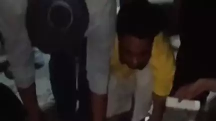 बुरहानपुर नगर: बुरहानपुर: गुजराती समाज मार्केट में वाहन चालक ने गाय को मारी टक्कर, मौके पर जुटी भीड़, वीडियो वायरल