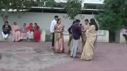 पंढरपूर: शहरातील यमाई तलाव परिसरात दुर्गंधीचे साम्राज्य, पंढरपूर नगरपरिषदेचे दुर्लक्ष #Jansamasya