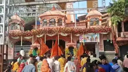 झरिया/जोरापोखर/सिंदरी: निर्जला एकादशी पर श्याम मंदिर धाम से निकली निशान शोभा यात्रा, उमड़ी भक्तों की भीड़