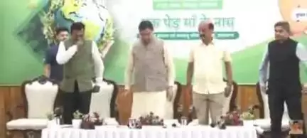 रुद्रपुर: रुद्रपुर नगर निगम को सुंदरलाल बहुगुणा प्रकृति एवं पर्यावरण संरक्षण में मिला प्रथम पुरस्कार