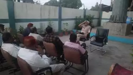 તળાજા: ઈદના તહેવારના અનુસંધાને તળાજા પોલીસ સ્ટેશન ખાતે શાંતિ સમિતિની બેઠક યોજાઈ