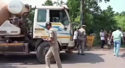 ଢେଙ୍କାନାଳ ସଦର: ବାରଙ୍ଗ ନିକଟରେ ଯୋଗାଣ ମନ୍ତ୍ରୀଙ୍କ ଗାଡି ଦୁର୍ଘଟଣା