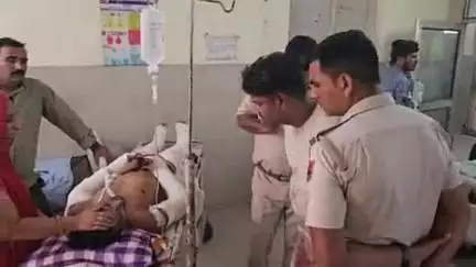 लाडपुरा: गेण्डोली थाना इलाके के झाली जी के बराना गांव में भूमाफियाओं ने पुजारी पर किया प्राणघातक हमला, MBS अस्पताल में भर्ती