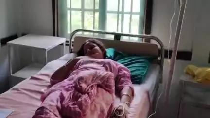 ছিপাঝাৰ: ছিপাঝাৰৰ উত্তৰ কমাৰগাঁৱত হাহাকাৰ পৰিস্থিতি, খাদ্যৰ বিষক্ৰিয়াত আক্ৰান্ত গাঁৱখনৰ মহিলা, শিশুসহ প্ৰায় দুই শতাধিক লোক
