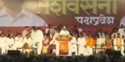 उत्तर सोलापूर: मी विकासकामांसाठी सिध्दाराम म्हेत्रे यांच्या पाठीशी खंबीरपणे उभा आहे : उपमुख्यमंत्री एकनाथ शिंदे