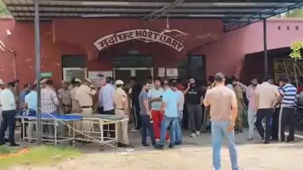 पंचकूला: अमरावती: फायरिंग में मारे गए युवक का कड़ी सुरक्षा के बीच सेक्टर 6 मोर्चरी में हुआ पोस्टमार्टम