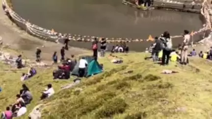 टापरी: किन्नौर के युला कंडे में श्रद्धालुओं की बढ़ी आमद, विश्व के सबसे ऊँचे श्री कृष्ण मंदिर के कर रहे दर्शन