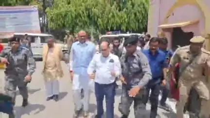 बरेली: बरेली पहुंचे डिप्टी सीएम बृजेश पाठक ने जिला अस्पताल का किया निरीक्षण, प्रधानमंत्री भारतीय जन औषधि केंद्र का उद्घाटन किया