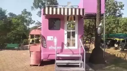 पिपरिया: मध्य प्रदेश शासन का नवाचार: हिल स्टेशन पचमढ़ी में सबसे पहले पिंक टॉयलेट की शुरुआत