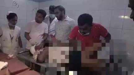 हाजीपुर: इमादपुर में दो मोटरसाइकिल की टक्कर में एक महिला की मौत, चार घायल