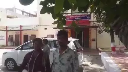 गोटेगांव: लड़ाई में बीच-बचाव करने पर ग्रामीण को पीटा, कार्यवाही की मांग लेकर SP को दिया आवेदन
