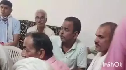 रेवाड़ी: भाजपा नेता डॉ. सतीश खोला ने रेवाड़ी में लगाया कैम्प, सुनी जनसमस्याएं