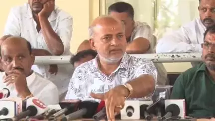 ಮೈಸೂರು: ಕಾಲ್ತುಳಿತ ಪ್ರಕರಣ, ಅಮಾಯಕರನ್ನ ಬಲಿಪಶು ಮಾಡಿದ ಸರ್ಕಾರ: ನಗರದಲ್ಲಿ ಮಾಜಿ ಸಚಿವ ಸಾರಾ ಮಹೇಶ್